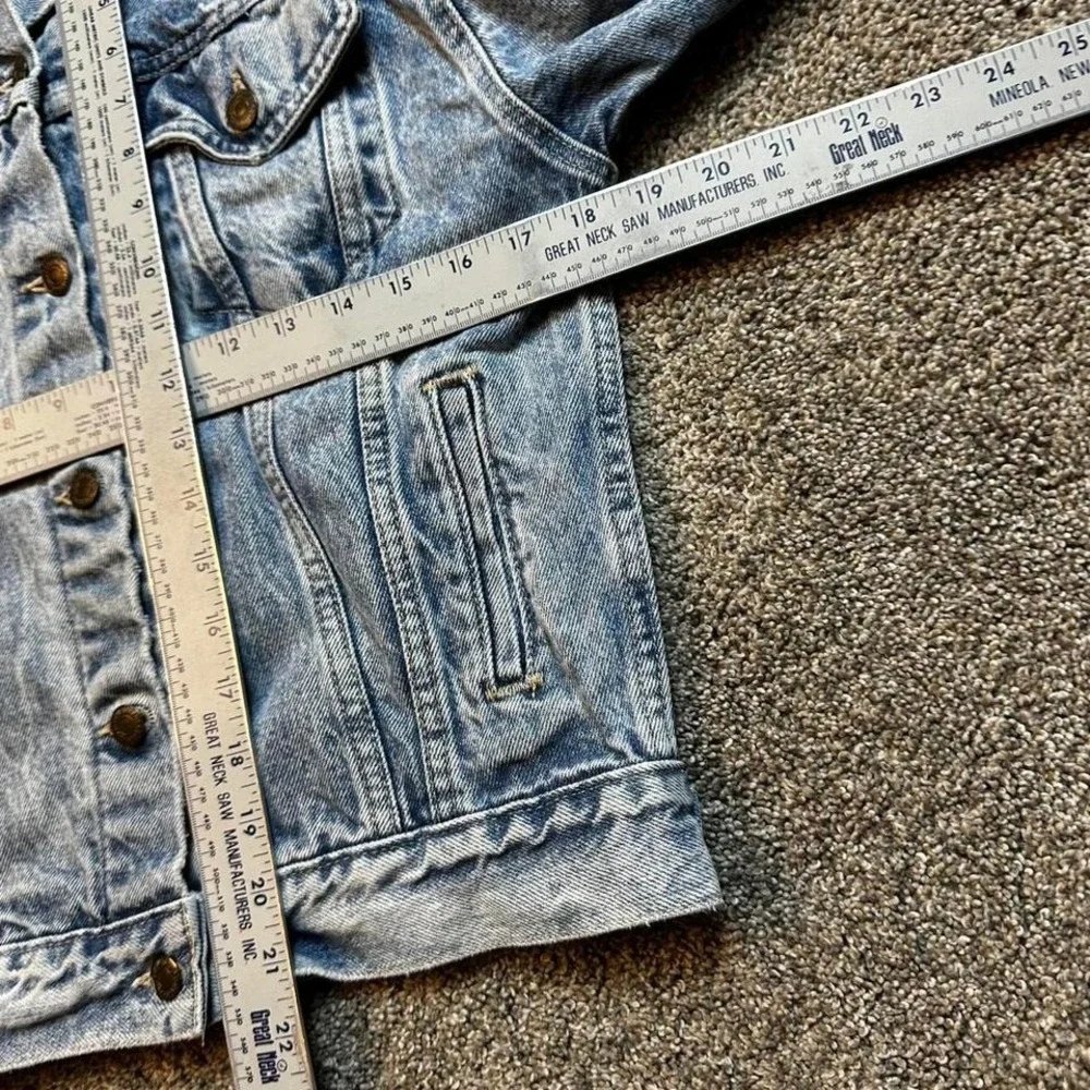 Vintage acid wash Levi's‎ denim jacket youth size large
